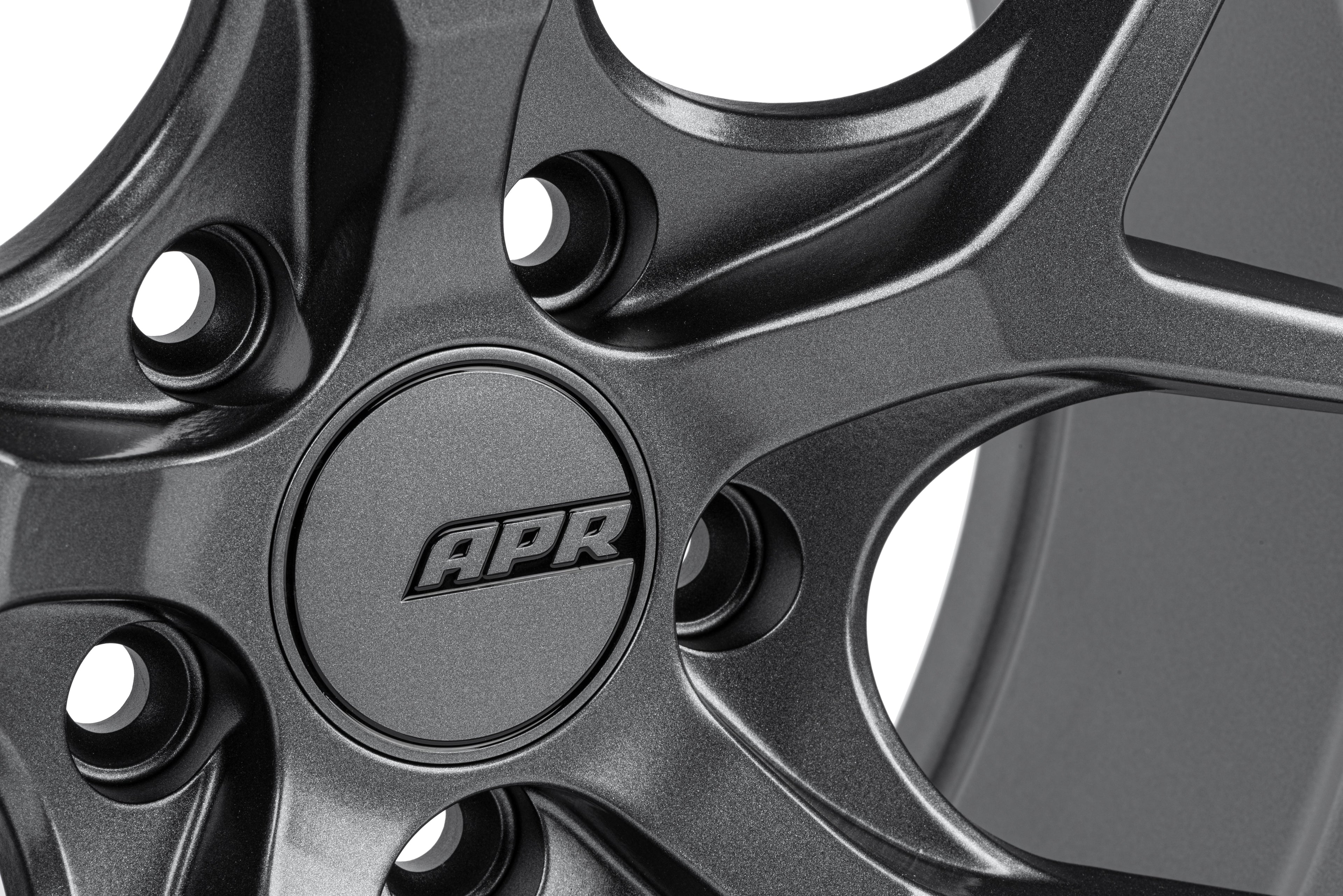 APR A01 Flow Formed Wheel