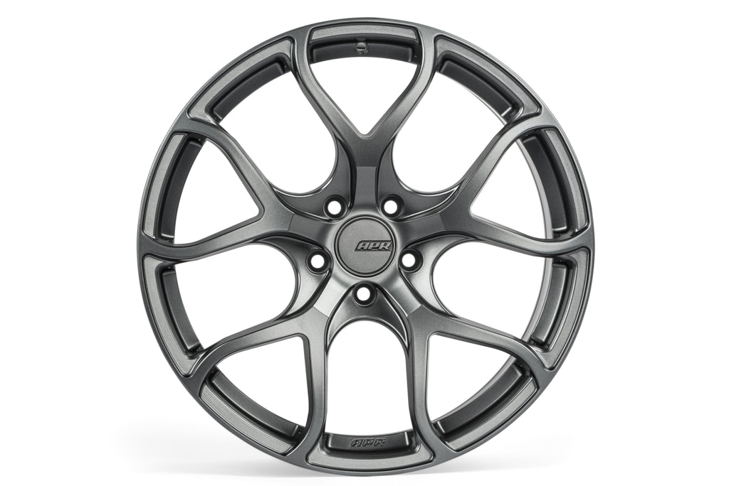 APR A01 Flow Formed Wheel
