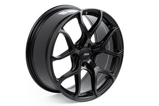 APR A01 Flow Formed Wheel