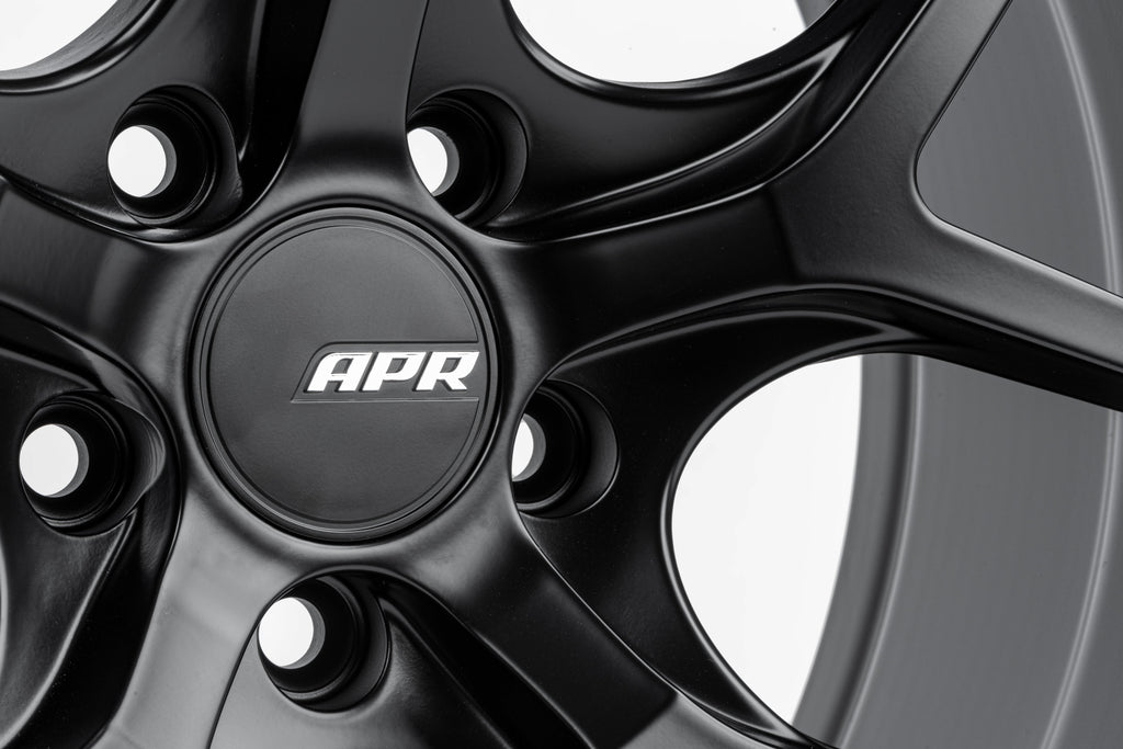 APR A01 Flow Formed Wheel