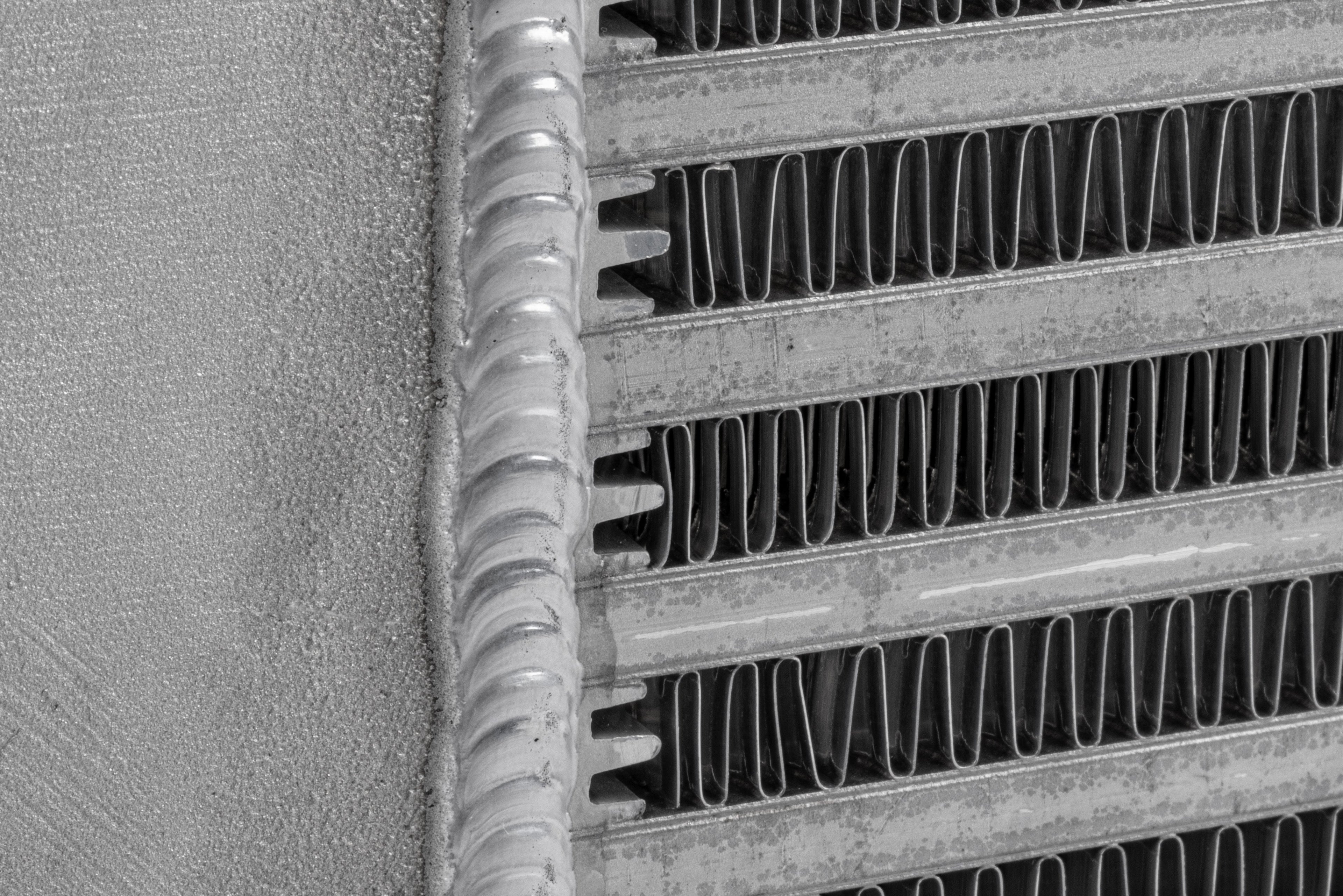 APR Intercooler System - MQB 2.0T (8SPD) (Tiguan/Arteon/Q3)